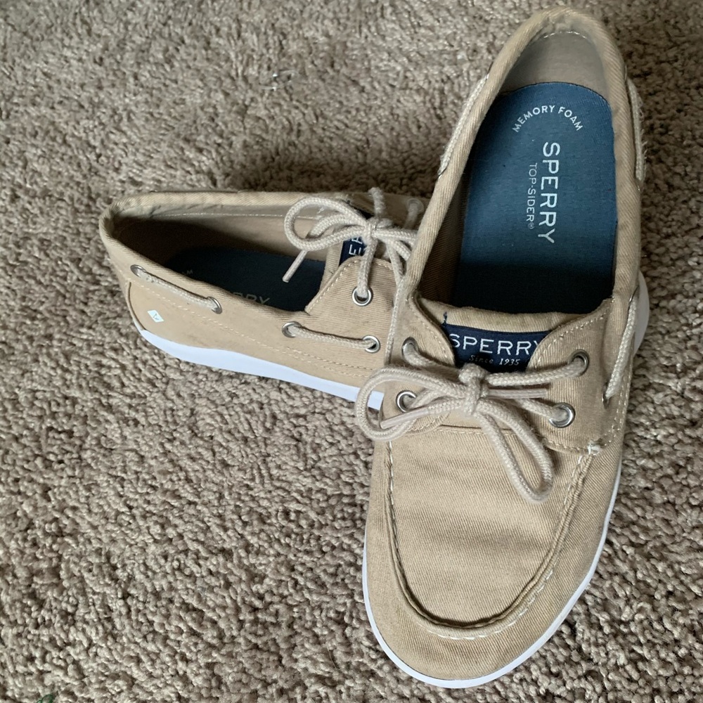 Canvas sperry shoes